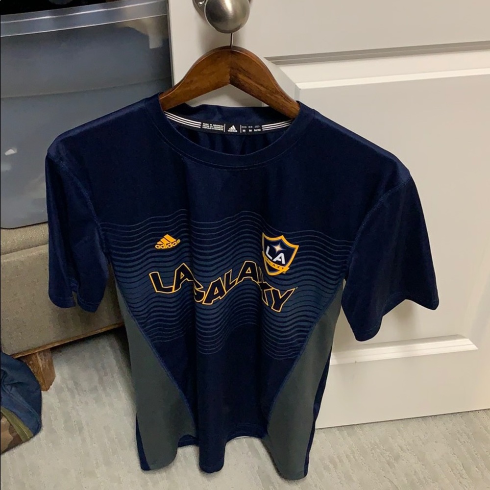 💧 Used LA Soccer jersey shirt! Like new ✅